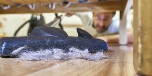 Vacuum cleaner floor under a bed